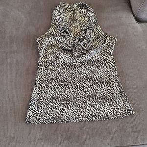 💥50% sale💥Ann Taylor sz 0 tank with button #003